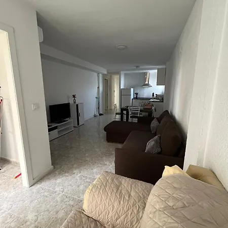 Safestay Seafront - Atlantico Хостел Кальпе