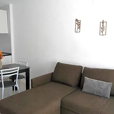 Safestay Seafront - Atlantico Хостел *