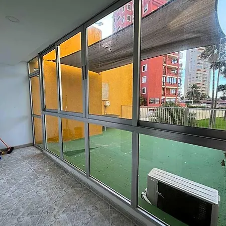 Хостел Safestay Seafront - Atlantico