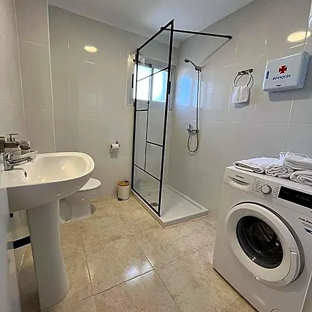 Safestay Seafront - Atlantico Хостел