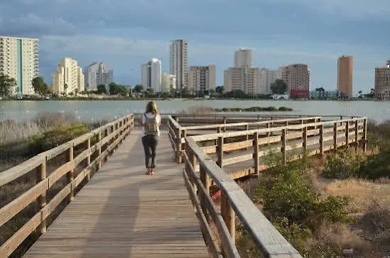 旅馆 Safestay Seafront - Atlantico 卡尔佩